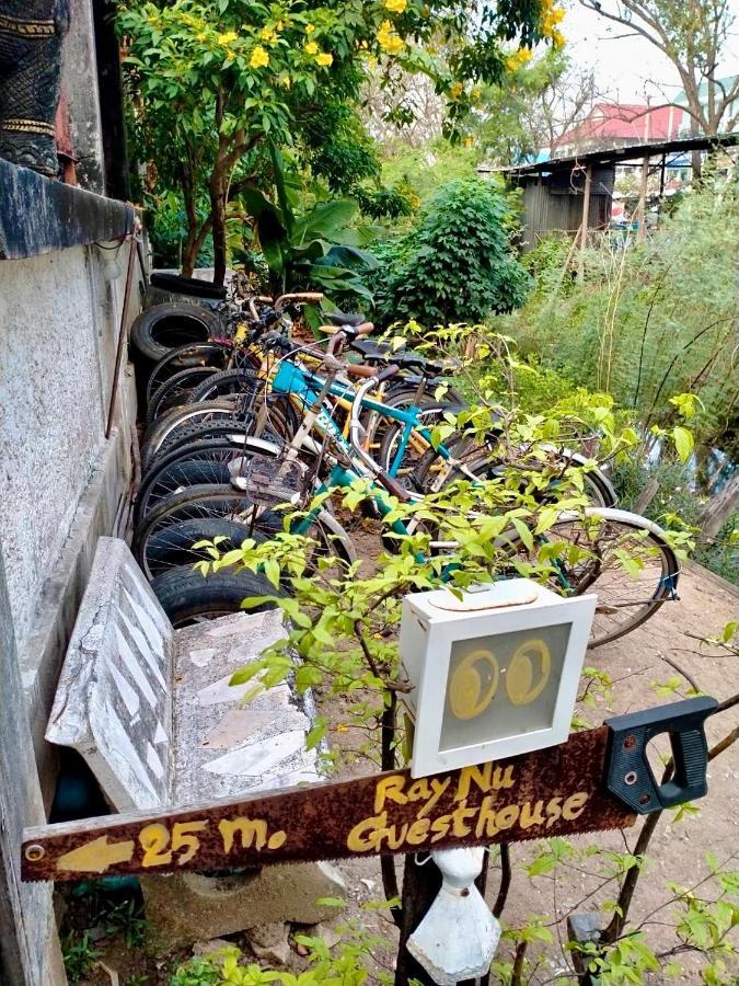 Ray Nu Guest House Ayutthaya Eksteriør billede